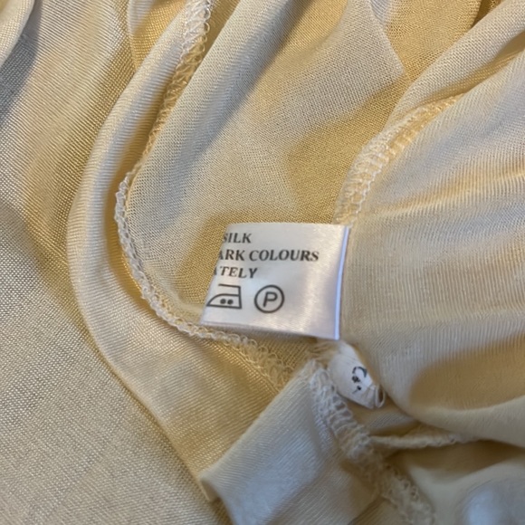 100% Genuine Silk Machine Washable Cream Long Sleeve Two Piece Pajama Set - Picture 12 of 16